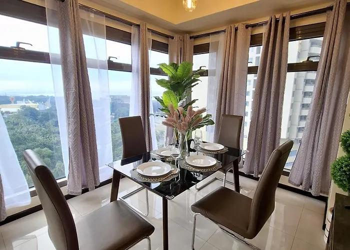 Apartment Exclusive 1br Balcony -60sqm -pet -freeparking -moa,picc,ccp,wtc,airport