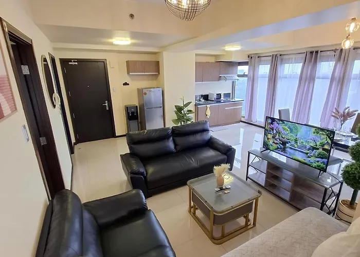 Exclusive 1br Balcony -60sqm -pet -freeparking -moa,picc,ccp,wtc,airport Apartment