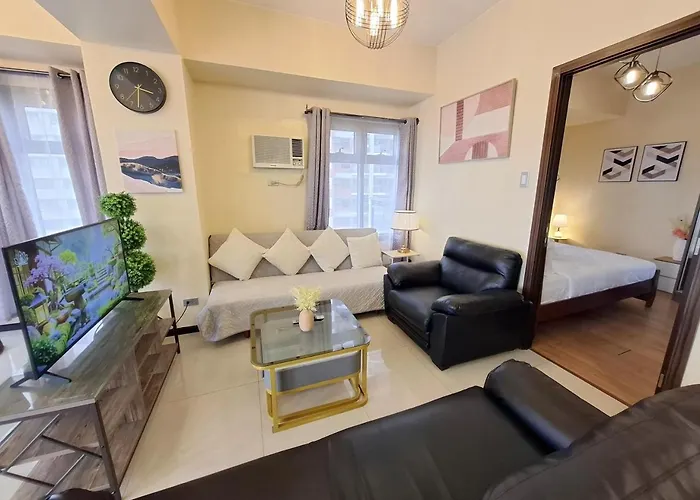 Apartment Exclusive 1br Balcony -60sqm -pet -freeparking -moa,picc,ccp,wtc,airport *