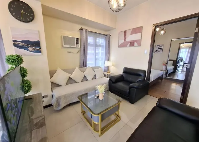 Apartment Exclusive 1br Balcony -60sqm -pet -freeparking -moa,picc,ccp,wtc,airport Manila