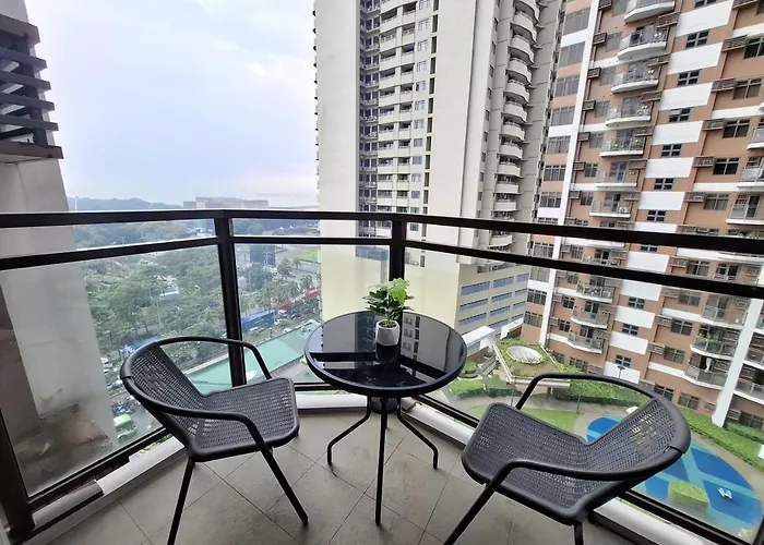 Exclusive 1br Balcony -60sqm -pet -freeparking -moa,picc,ccp,wtc,airport Apartment *