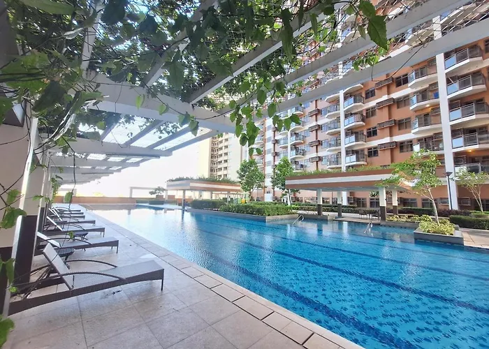 Exclusive 1br Balcony -60sqm -pet -freeparking -moa,picc,ccp,wtc,airport Manila