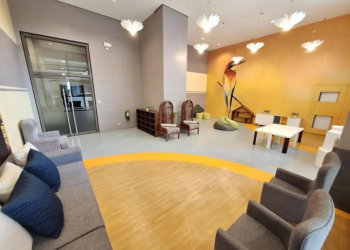 Exclusive 1br Balcony -60sqm -pet -freeparking -moa,picc,ccp,wtc,airport Manila