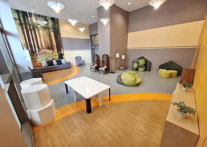 Apartment Exclusive 1br Balcony -60sqm -pet -freeparking -moa,picc,ccp,wtc,airport Manila