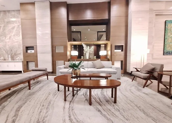Exclusive 1br Balcony -60sqm -pet -freeparking -moa,picc,ccp,wtc,airport * Manila