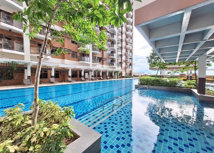 Exclusive 1br Balcony -60sqm -pet -freeparking -moa,picc,ccp,wtc,airport