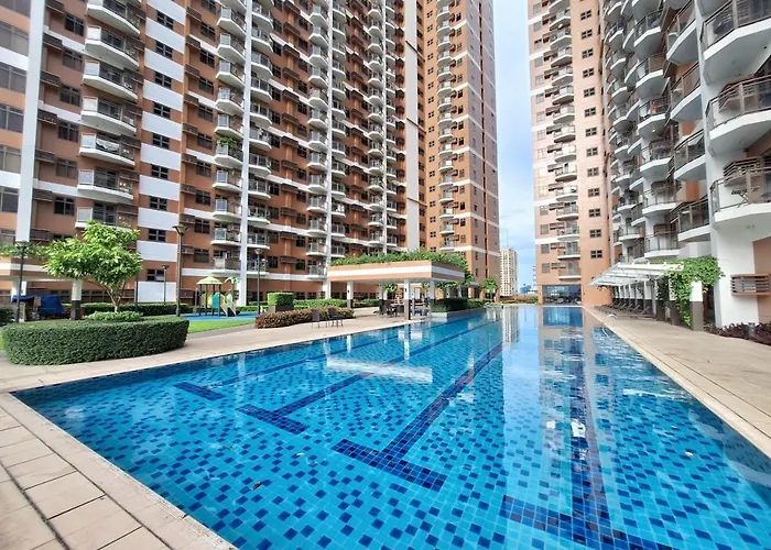 Exclusive 1br Balcony -60sqm -pet -freeparking -moa,picc,ccp,wtc,airport * Manila