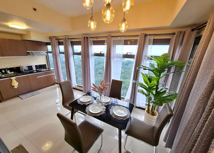 Exclusive 1br Balcony -60sqm -pet -freeparking -moa,picc,ccp,wtc,airport * Manila
