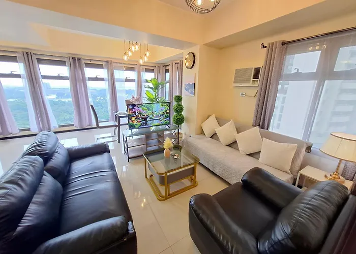 Exclusive 1br Balcony -60sqm -pet -freeparking -moa,picc,ccp,wtc,airport Manila